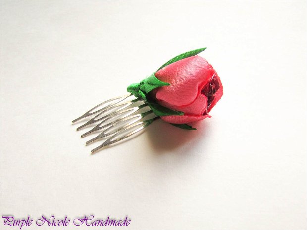 Red Heart Rose - pieptene par trandafir satin