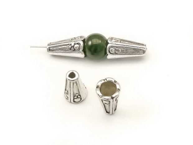 Conuri, finisaj argintiu antichizat, 7,5x13 mm (cod 8-110)