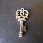 PANDANTIV CHEIE - 32 X 13 MM