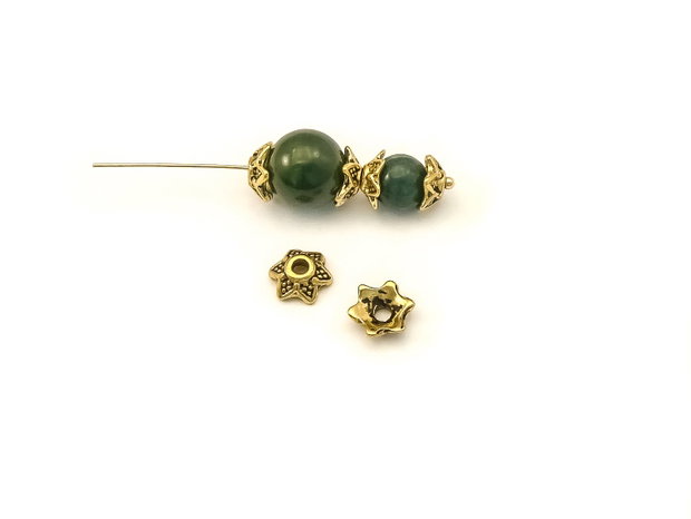 Capacele, finisaj auriu antichizat, 7 mm (cod 8-133)