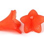 Margele din acril, frosted, floare, 22x20 mm, rosii