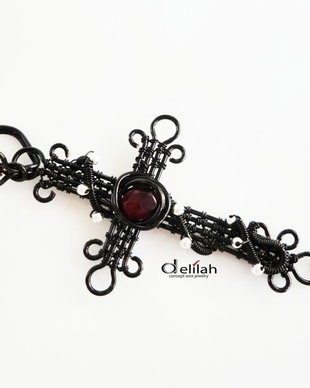 Gothic Cross (II)