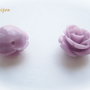 (2 b) Trandafirasi din rasina roz - lila 12x8.5 mm