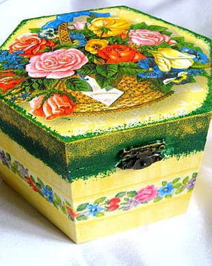 cutie lemn decorata 22486