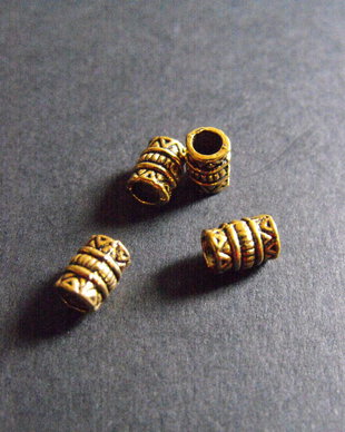 DISTANTIER AURIU - 7,5 X 5 MM