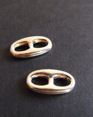DISTANTIER PT SNURURI - 18 X 10 X 2 MM