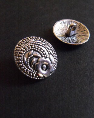 BUTON - NASTURE - 17 MM