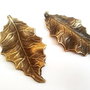 1b pandantiv frunza, finisaj bronz 47x25mm (BZ0077)