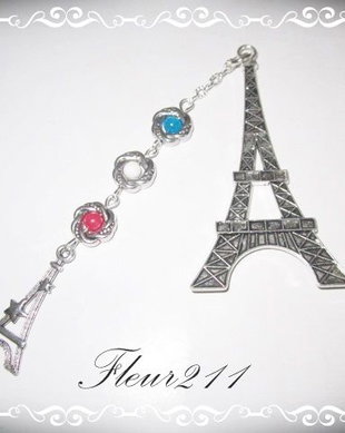 LE TOUR EIFFEL