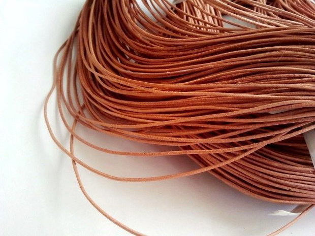 1m snur piele naturala 1mm (PAD2 0009)