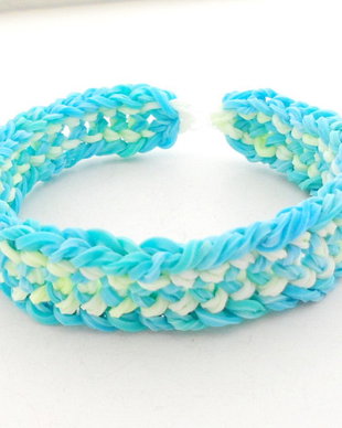 Bratara ''Rubber'' bleu/alb combinat cu galben