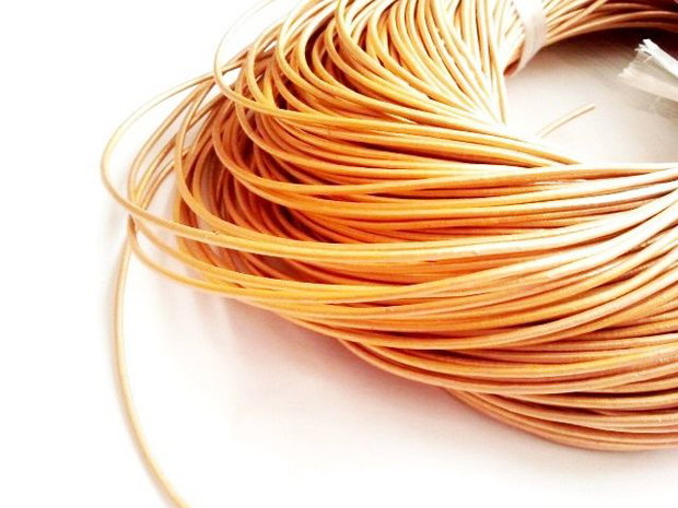 1m snur piele pearlized goldenrod 1,5mm (PAD2 0010)