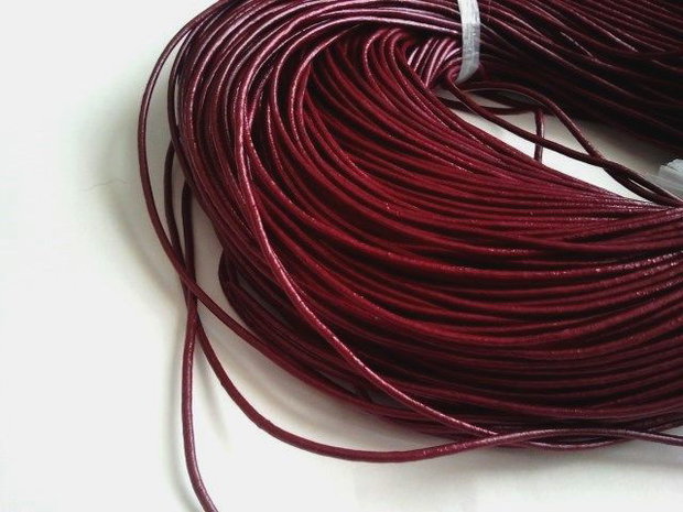 1m snur piele naturala pearlized dark cherry 1,5mm (PAD2 0011)