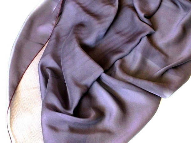 Esarfa Esarfa MOV- DEEP PURPLE din Colectia “SARABANDA CULORILOR RAFINATE”