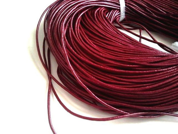 1m snur piele naturala pearlized dark cherry 1,5mm (PAD2 0011)
