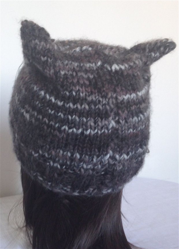 Caciula tricotata cu urechi de pisica Cat Ear