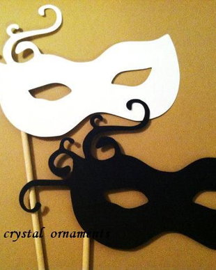 Props/mustati/decoratiuni petreceri/nunti/botezuri/halloween