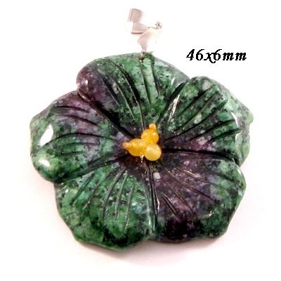 4430 # Pandantiv, floare sculptata,  ruby in fuchsite