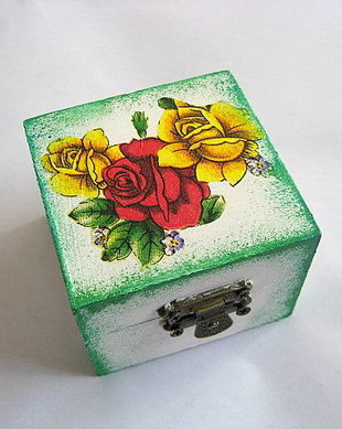 cutie lemn decorata 23110