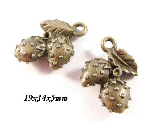 4490 - (2 buc) Charms, capsune, bronz, 3D