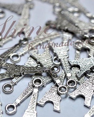 Charm Turnul Eiffel, argintiu antichizat, 32x12mm
