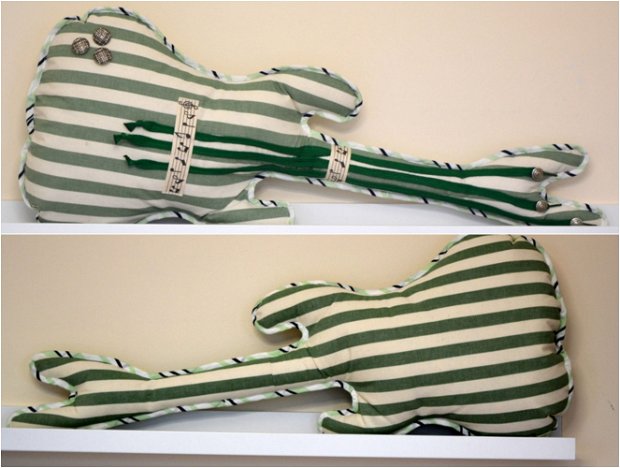 Perna in forma de chitara, guitar pillow, perna chitara