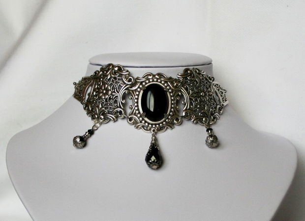 Choker in stil victorian