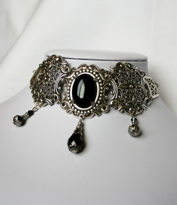 Choker in stil victorian