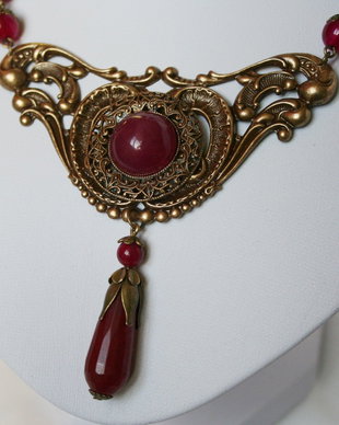 Fucsia in stil baroc