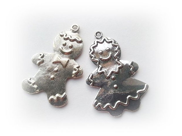 2b pandantive Hansel si Gretel 40x25mm PAD3A025