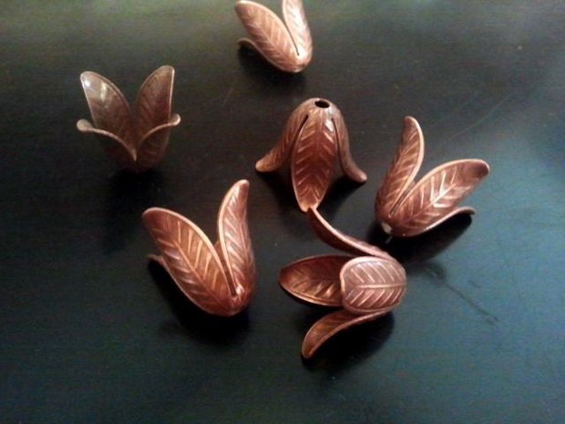 1b element decorativ cupru floare 22x17mm PAD3066