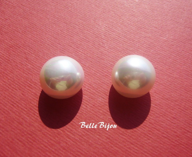 (2 buc) Perle tip Mallorca semigaurite aprox 14x11 mm