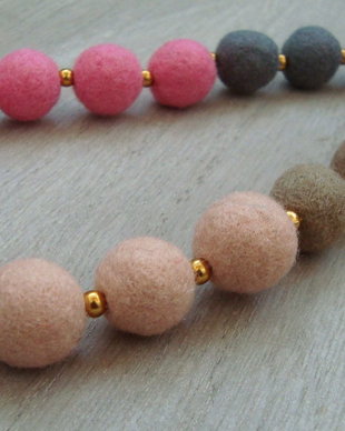 Colier "Early Pink"