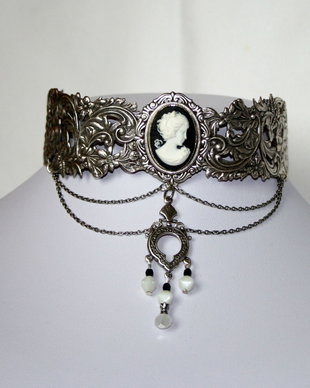 Choker metalic