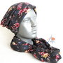 Set dark flowers
