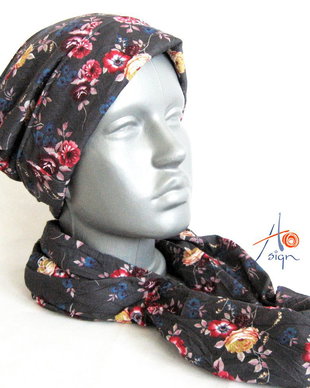 Set dark flowers