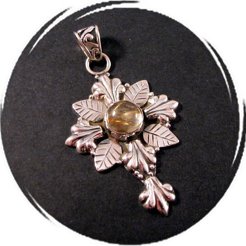 Ag029 - Pandantiv argint 925 marcat, cuart rutilat auriu, cruciulita / floare