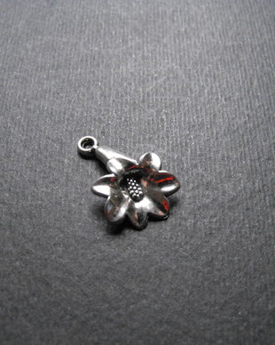 PANDANTIV FLOARE - 22 X 14 MM
