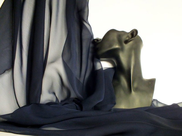 Esarfa BLEUMARIN – DARK NAVY din Colectia “SARABANDA CULORILOR RAFINATE”