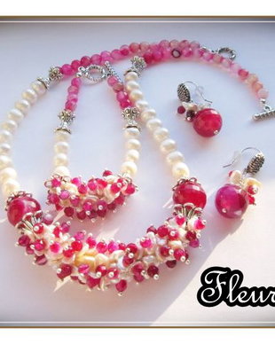 SET AGATE FUCSIA SI PERLE ALBE DE CULTURA