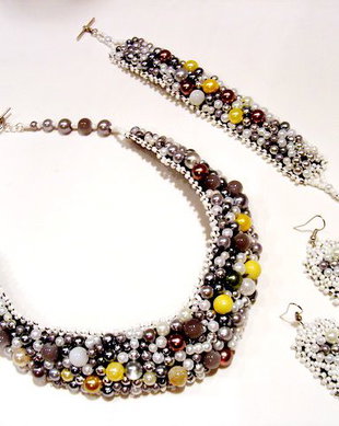 Set " jocuri de gri si galben"