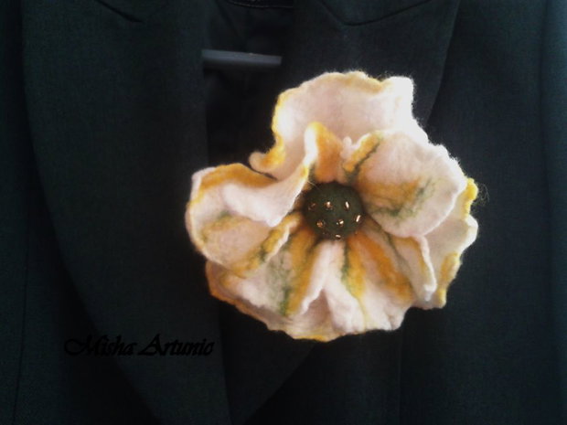 Brosa Floare