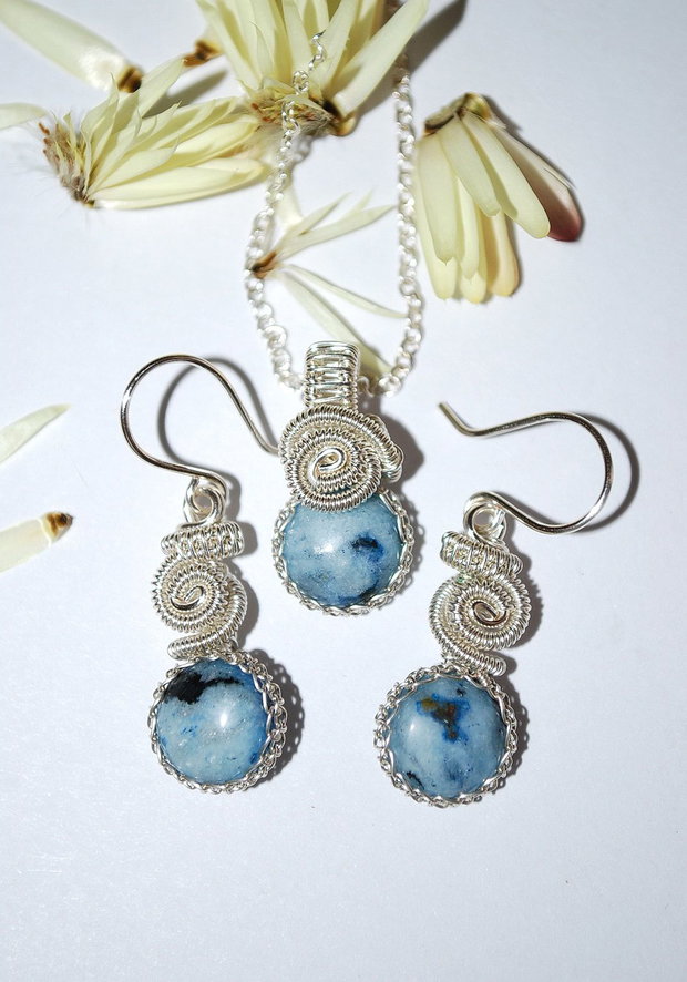 Set " Sky Pearl "