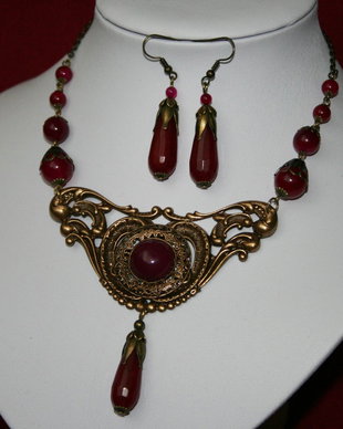 Fucsia in stil baroc.....rezervat