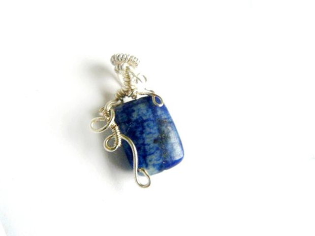 Pandantiv cu lapis lazuli