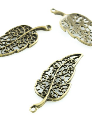 SDx8 Charms bronz frunza 40x15mm