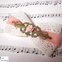 Brosa romantica - martisor
