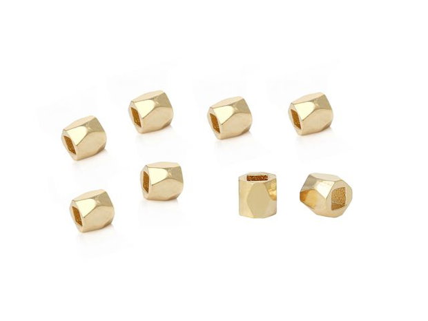 Distantier placat aur 18k ,3,4mmx3,4mm (GPLAK 077)