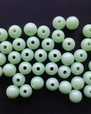 LPE607 - margele (10 buc) acrilice verzi 6 mm