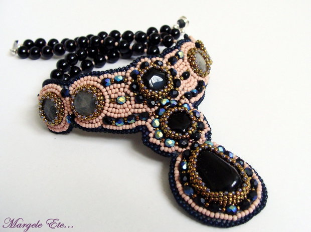 Antique Chic- colier